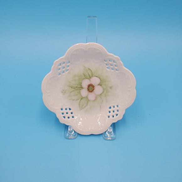 Small Reticulated Floral Plate; Small White Trinket Plate