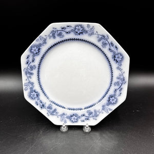 Hollinshead & Kirkham Canterbury Dinner Plate